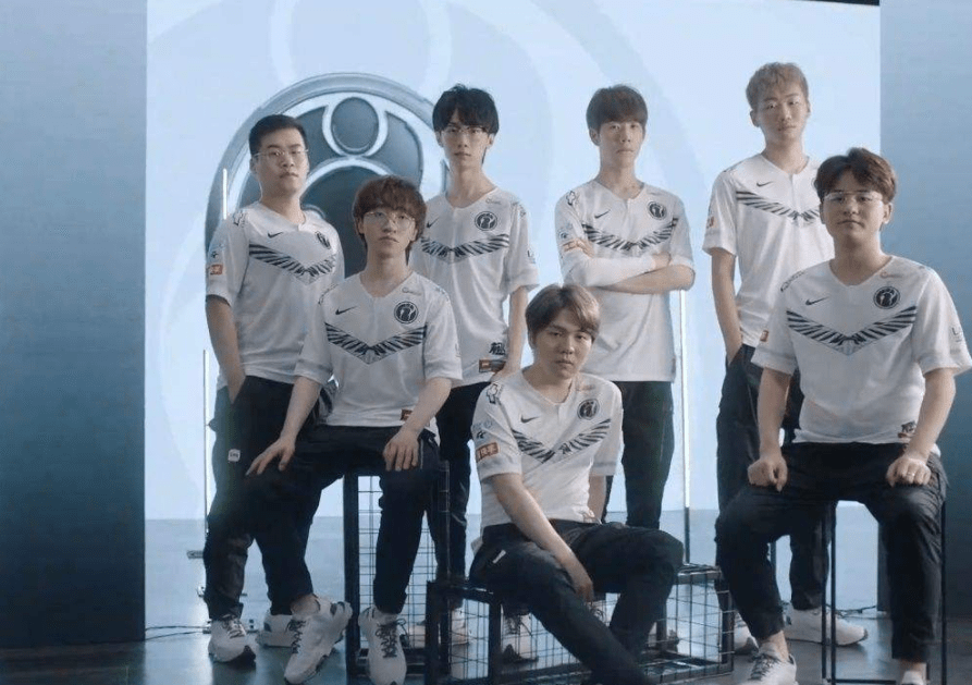 下汗马功劳 下汗马功劳