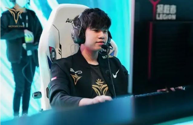 被频繁甩卖 被频繁甩卖